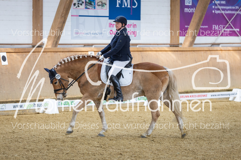 Sth-LPO25-L-Kür-090 | MomenTaufnahmen Pferdesportfotos