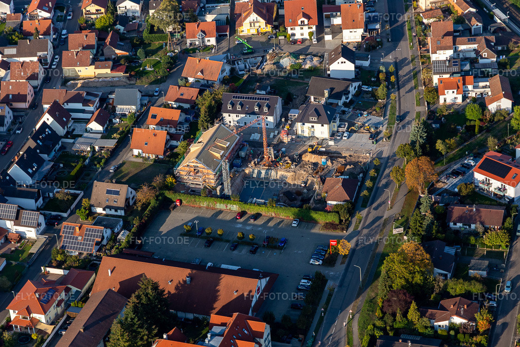 Luftbild: Baustelle Brahms- Ecke Buchstraße in Jockgrim im Bundesland Rheinland-Pfalz in Deutschland. Foto: IMG_123331.jpg vom 19.10.2020 durch Werner Riehm/FLY-FOTO.de