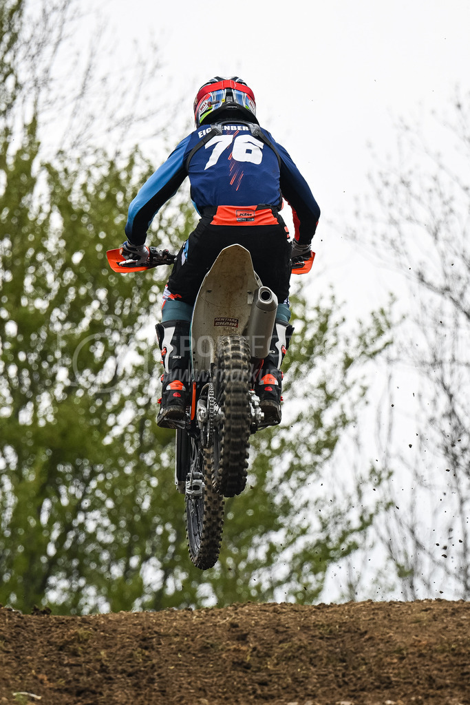 Motocross Schlatt bei Winterthur - 30. April 2023 | #76 Eichenberger Stefan aus Beinwil am See (CH) auf KTM in der Kategorie Senioren am Motocross Schlatt bei Winterthur, 30. April 2023. 
Instagram: @mx_schlatt | @mc_wila | @sam_schweiz
Bild: Sportfotografie Markus Aeschimann | www.markus-aeschimann.ch - Realisiert mit Pictrs.com