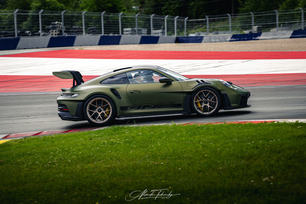R6AT4918 _Alexander Tschuncky | Entdecken Sie die faszinierende Welt von Alexander Tschuncky Arts: Kreative Fotografie, atemberaubende Automobilkunst und hochwertiger Bilderdruck. Lassen Sie sich inspirieren! - Realisiert mit Pictrs.com