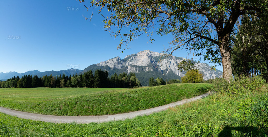 Dobr Panorama 2025 (Hohenthurn)_164722__fatzi-Pano | Fatzi Bilder-Archiv! 
Die Bilder sind für private Nutzung lizenzfrei. Die kommerzielle Nutzung ist möglich und erwünscht, jedoch bitte ich um vorherige Kontaktaufnahme per E-Mail (info@fatzi.at) oder unter +43 650 7828269 - Realisiert mit Pictrs.com