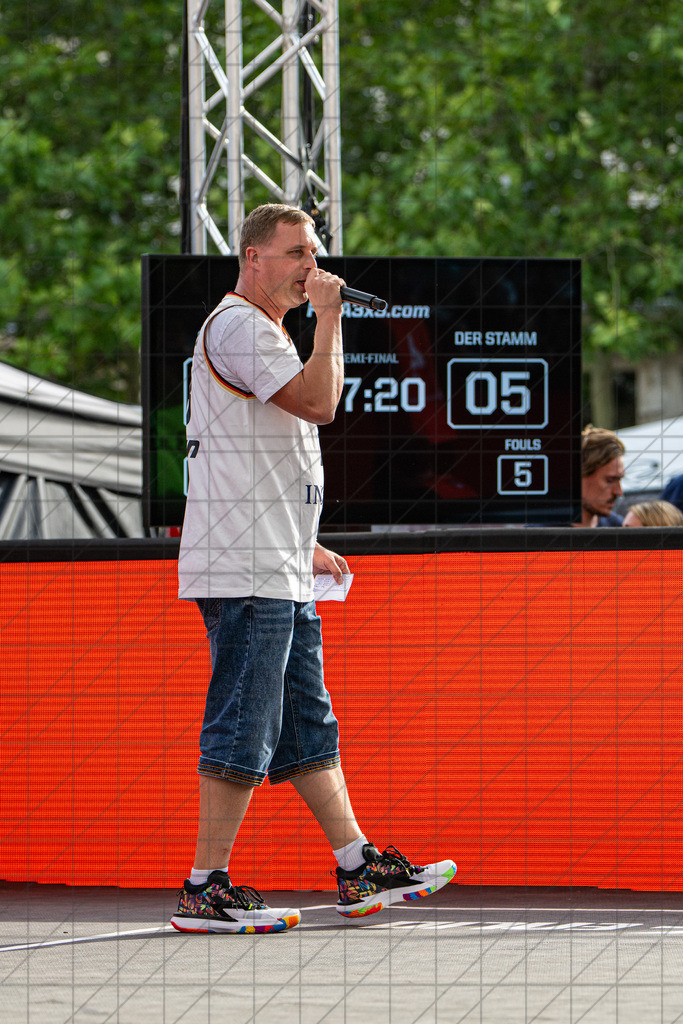 DIE FINALS 2025 | Dt. Meisterschaft 3x3   | 1/2 Finale Männer / Skyliners (orange) vs. Der Stamm (black) //  02.08.25: DIE FINALS 2025 | Dt. Meisterschaft 3x3   / Dresden / Deutschland  //   CREDIT:www.bullenfotos.de, Martin König, Hörner Weg 40, D-49078 Osnabrück, +4917663732967 // Nutzung und Weitergabe nur zu den vereinbarten Zwecken. Presseanfragen an Ersteller. Alle Rechte beim Ersteller. Honorierung nach MFM. - Realisiert mit Pictrs.com