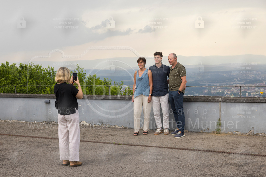 FeusiDiplomfeier_R5OO3096 | Brigitte Münger / bmsportphotography - Realisiert mit Pictrs.com