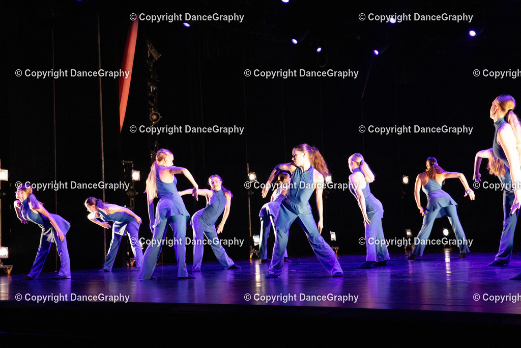 GPHY4399 | DanceGraphy - Realisiert mit Pictrs.com