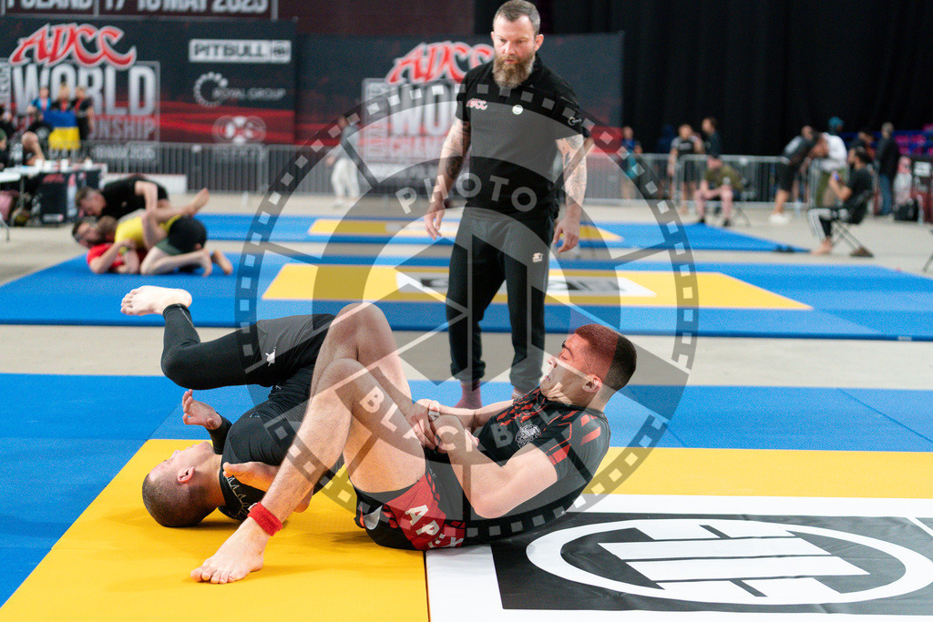 20250517PBB2012 | Athletes compete during the first day of the ADCC Amateur World Championship on May 15, 2025 in Warsaw, Poland. © Chiara Dazi / photoblackbelt