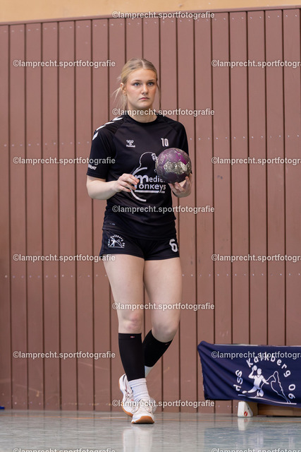 Handball I Damen I Saison 2025-2026 I Verbandsliga Süd I 15. Spieltag I HSG Kalkberg 06 - HSG Holsteinische Schweiz 014 | Lorna Meta Schlott (6, HSG Kalkberg 06) - Realisiert mit Pictrs.com