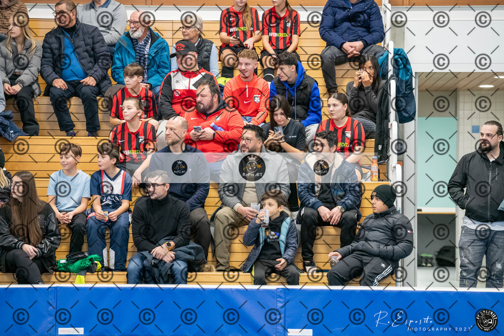 20231202_FCR_Hallenturnier_D_030 | Sport und Naturfotografie von Roberto Esposito zeigt echte Momente Bewegung und die Schönheit der Natur. Ausdrucksstarke Bilder schaffen Emotionen.
