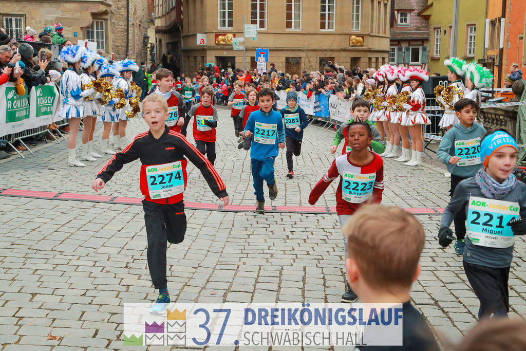 AOK JuniorCup 400m | 3Koenigslauf 2023 - Realisiert mit Pictrs.com