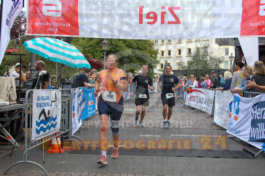 250824_1423_EV4_1654 | Sportfotografie im Rhein-Sieg Kreis, Köln, Bonn, NRW, Rheinland Pfalz, Hessen, etc. Unser Tätigkeitsfeld umfasst den Laufsport vom Volkslauf über den Marathon, Duathlon, Triathon bis zum Ultralauf wie Kölnpfad Ultra oder Schindertrail.
