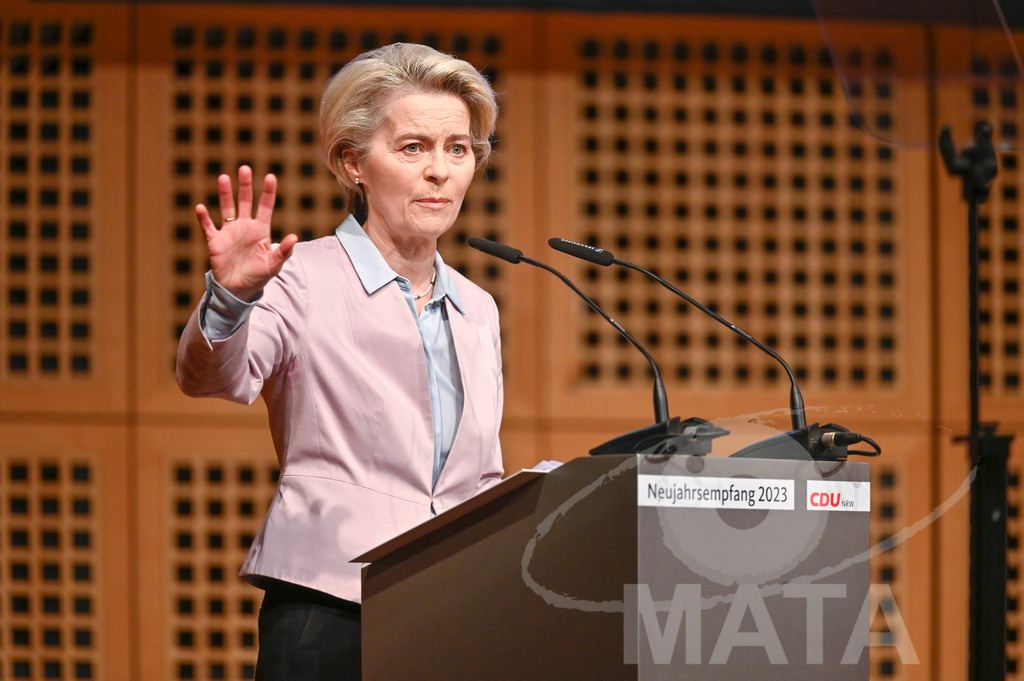 _DWI0577 | Politikerin Ursula von der Leyen beim CDU-NRW Neujahrsempfang in Düsseldorf. Düsseldorf, 28.01.2023 - Realisiert mit Pictrs.com