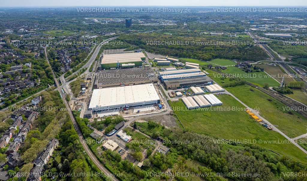 Oberhausen240401846 | Luftbild, MAN Energy Solutions Werksgelände Baustelle mit Neubau an der Steinbrinkstraße und freie Wiesenfläche, Fernsicht, Sterkrade Mitte, Oberhausen, Ruhrgebiet, Nordrhein-Westfalen, Deutschland