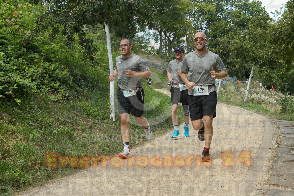 250824_1253_EX1_0833 | Sportfotografie im Rhein-Sieg Kreis, Köln, Bonn, NRW, Rheinland Pfalz, Hessen, etc. Unser Tätigkeitsfeld umfasst den Laufsport vom Volkslauf über den Marathon, Duathlon, Triathon bis zum Ultralauf wie Kölnpfad Ultra oder Schindertrail.
