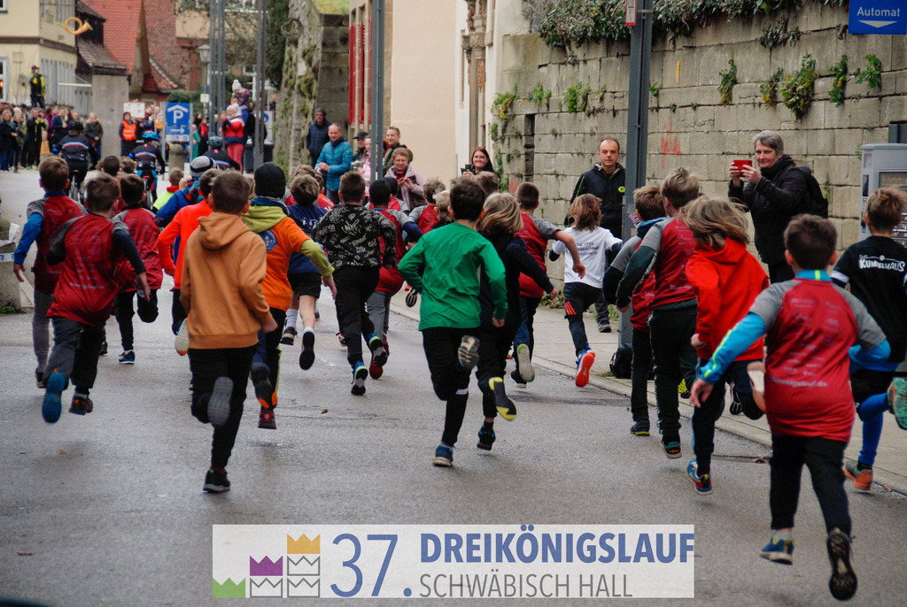 AOK JuniorCup 400m | 3Koenigslauf 2023 - Realisiert mit Pictrs.com