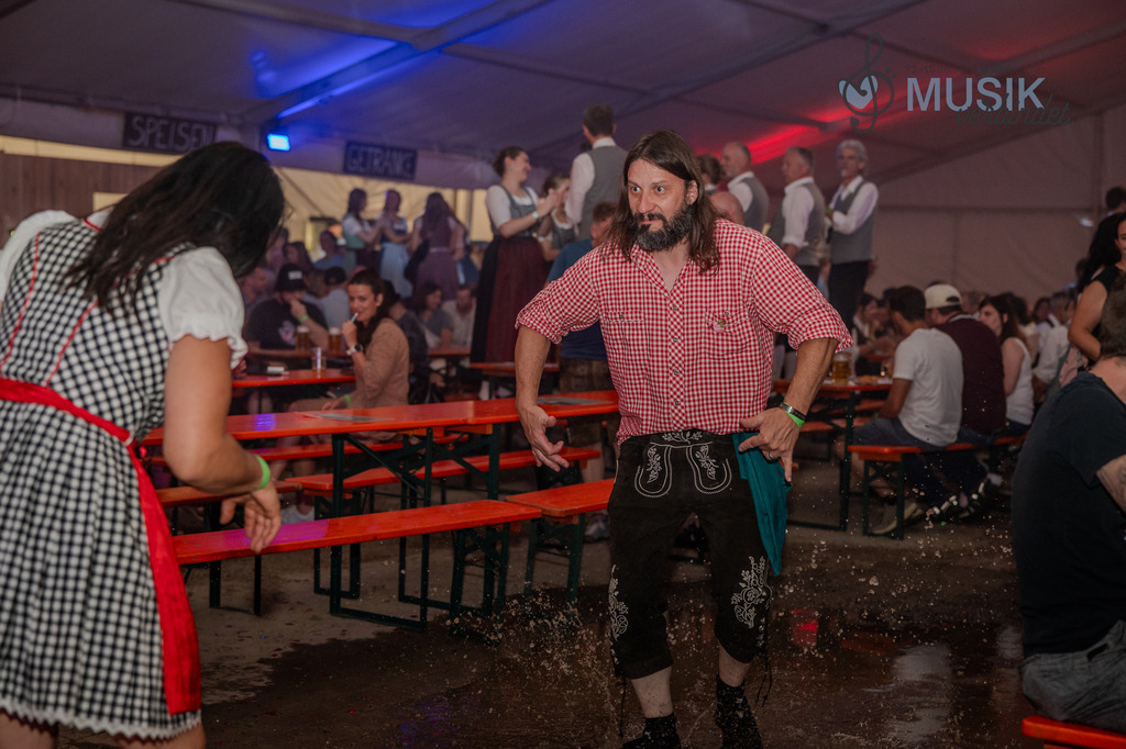 DSC_5089 | "Fussifoto.com – Ihr Ansprechpartner für hochwertige Fotografie! Entdecken Sie kreative Bilder und professionelle Dienstleistungen. Kontaktieren Sie uns für Ihre Projekte!"