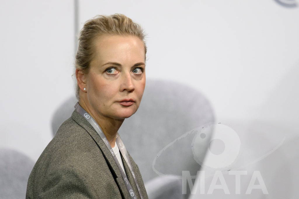 _DWA4175 | MATA IndoCon - Realisiert mit Pictrs.com