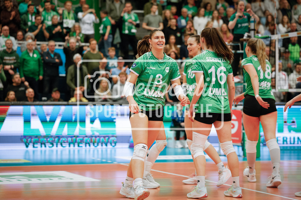 Volleyball I Frauen I Saison 2025-2026 I Bundesliga I Playoff-Viertelfinale 2 I USC Münster - Dresdner SC-57 | realhellocedii - Realisiert mit Pictrs.com