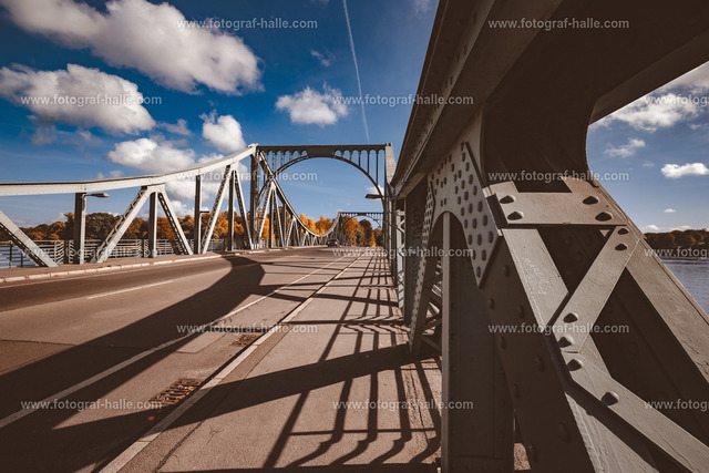 Potsdam- Glienicker Brücke | Glienicker Brücke - Potsdam Ansichten im Oktober 2022