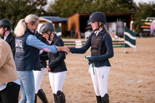 2026_10_03_Siefer-Hof_150510_Z81_45696646 | Professionelle Reitsport-, Turnier- und Eventfotografie von Robert Broda. Galerien mit ausgewählten und bearbeiteten Bildern direkt online ansehen und bestellen.