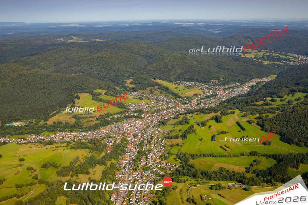 Das Luftbild zeigt :  Frammersbach - Die Luftaufnahme wurde 2024 vom UL-Flugzeug aus erstellt ( keine Drohne ) - Hochauflösende Luftaufnahme - Für grossformatige Ausdrucke geeignet. Die Geschenkidee !Mit Lizenz und Bildrechte bestellbar