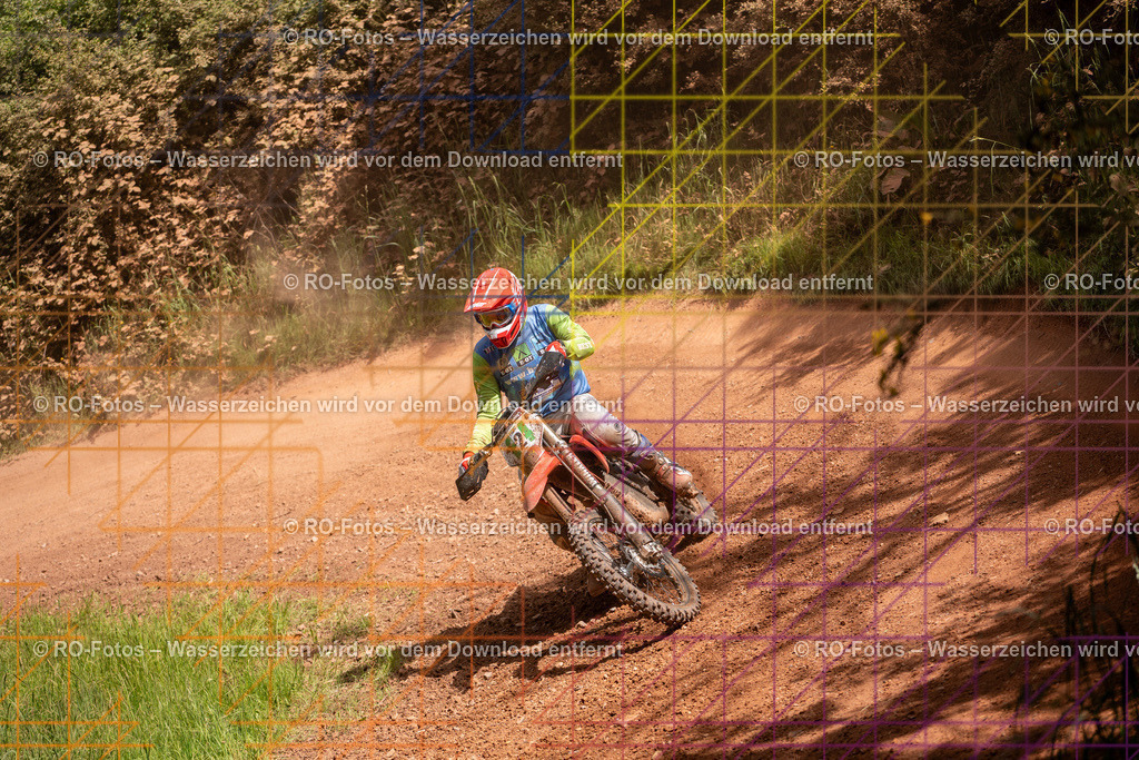 Wolfshausen 5 Lauf -314 | Sportfotografie von RO-Fotos: Motorsport, Motocross, Enduro, Laufveranstaltungen und Triathlon. Professionelle Fotos von Sportlern und Events. - Realisiert mit Pictrs.com