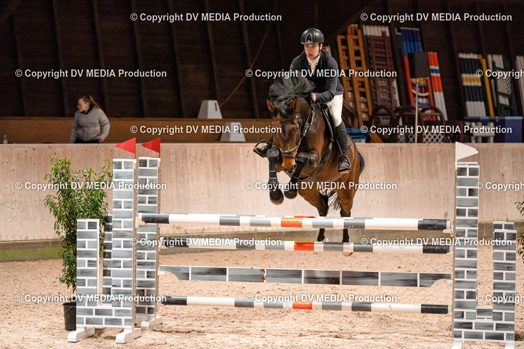 Springen Tag 1-927 | dv-media-shop - Realisiert mit Pictrs.com