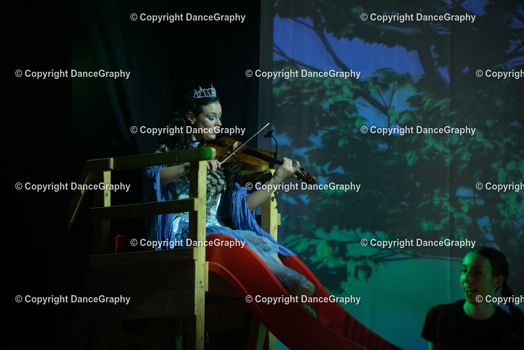 GPHY3069 | DanceGraphy - Realisiert mit Pictrs.com