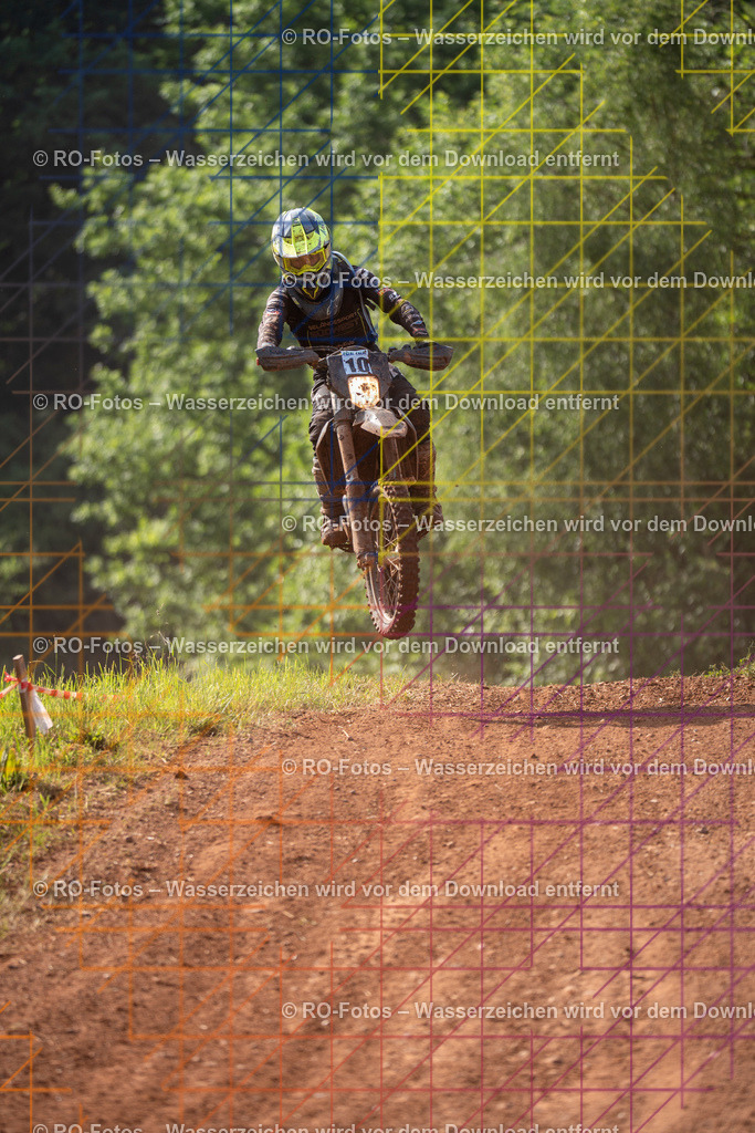 Wolfshausen 4 Lauf -488 | Sportfotografie von RO-Fotos: Motorsport, Motocross, Enduro, Laufveranstaltungen und Triathlon. Professionelle Fotos von Sportlern und Events. - Realisiert mit Pictrs.com