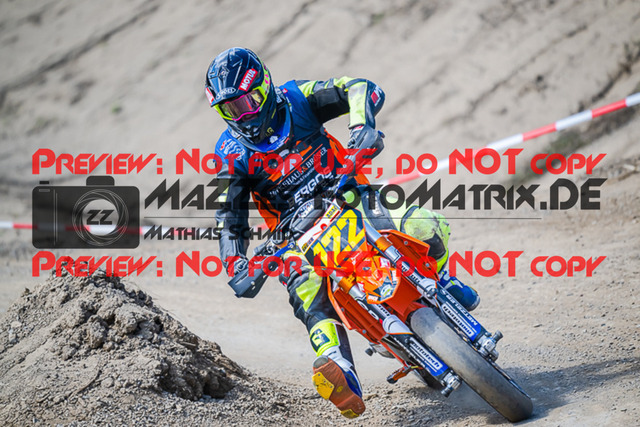 MaZZes_FotoMatrix_220904_8363 | S2