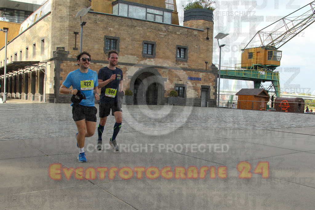 250920_1534_EV4_9177 | Sportfotografie im Rhein-Sieg Kreis, Köln, Bonn, NRW, Rheinland Pfalz, Hessen, etc. Unser Tätigkeitsfeld umfasst den Laufsport vom Volkslauf über den Marathon, Duathlon, Triathon bis zum Ultralauf wie Kölnpfad Ultra oder Schindertrail.