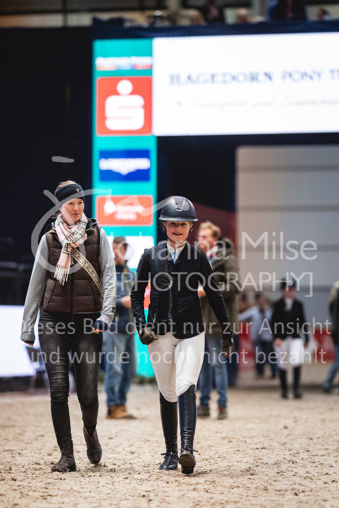 240119_Leipzig_PonyTrophy-538 | Deine schönsten Turniermomente als professionelle Fotos! Entdecke hochwertige Pferdesport-Fotografie im Online-Shop. Jetzt Fotos finden & bestellen!