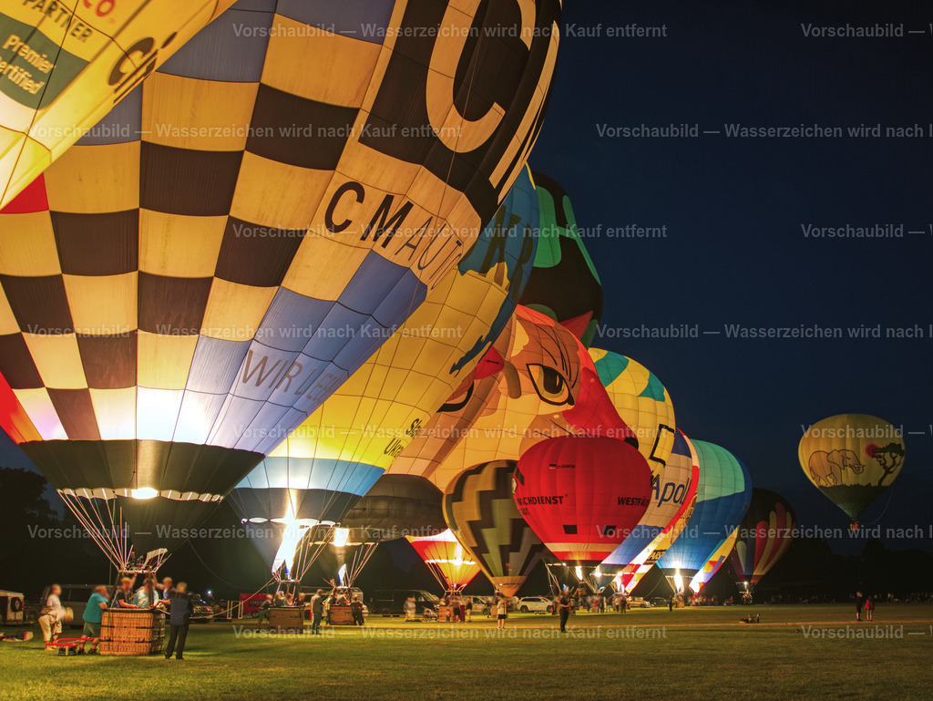 Kieler Woche Night Glow | Nightglow auf dem Nordmarksportfeld zur Kieler Woche. 