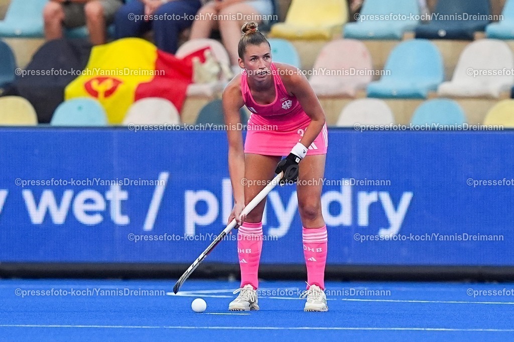 xydrx15082504039 | 15.08.2025, xydrx, Frauen EuroHockey Championship 2025, Halbfinale, Belgien - Deutschland, Sparkassenpark Mönchengladbach: Hanna Granitzki (GER #30)