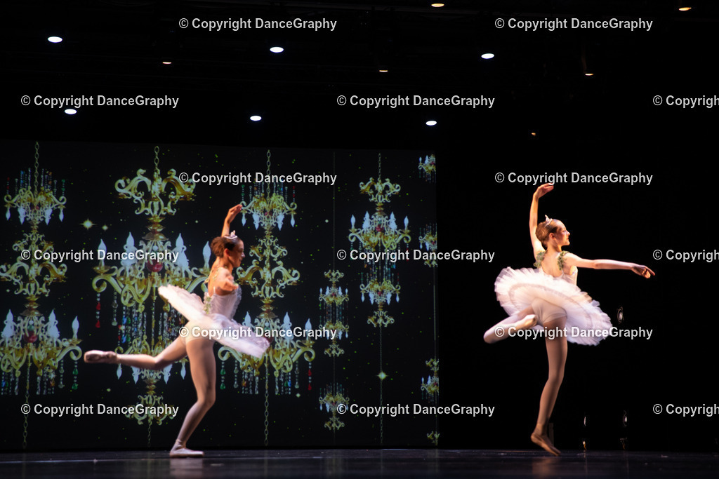 GPHY5829 | DanceGraphy - Realisiert mit Pictrs.com