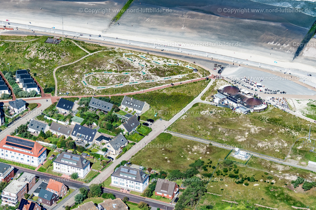 Norderney_Minigolf_Am_Januskopf_ELS_6994050923 | NORDERNEY 05.09.2023 Minigolfbahn am Nordstrand " Minigolf Januskopf " auf der Insel Norderney im Bundesland Niedersachsen, Deutschlandd. // Mini golf course on the northern beach "Minigolf Januskopf" on the island of Norderney in the state Lower Saxony, Germanyy. Foto: Martin Elsen