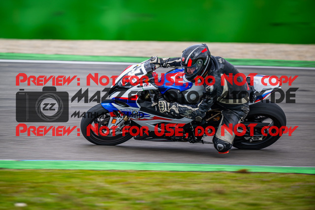 MaZZes_Fotomatrix_20240316_6007705_5942 | Fotograf Mathias Schmid
Sportfotograf,
Eventfotograf,
Hochzeitsfotograf,
Portraitfotograf