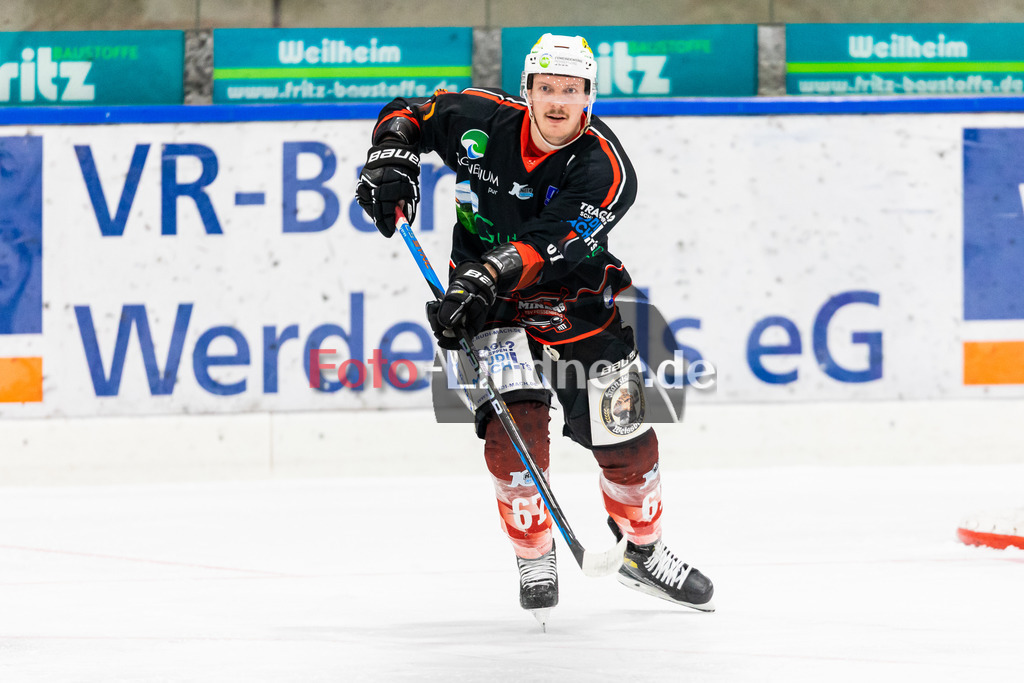 Bayernliga Eishockey, TSV Peißenberg Miners gegen den ESV Buchloe Pirates am 13.11.22 in Peißenberg | Bayernliga Eishockey, TSV Peißenberg Miners gegen den ESV Buchloe Pirates am 13.11.22 in Peißenberg, #67 Maximilian Malzazki