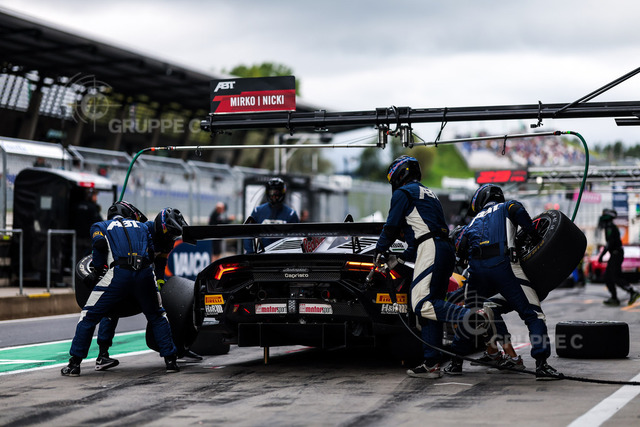 DTM725_091216554108027JS_JS | DTM, 13. + 14. Rennen Red Bull Ring by VKB-Bank 2025 - Foto: Gruppe C Photography - Realisiert mit Pictrs.com