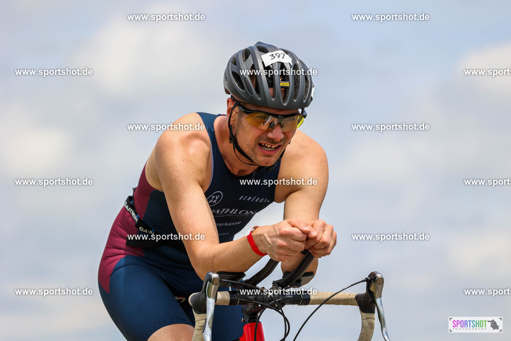 BR8A7409 | Stadttriathlon Erding 2025. #yourpictrs #sportshot_your_pictrs @Sportshotphotography #stadttriathlonerding Copyright: www.sportshot.de