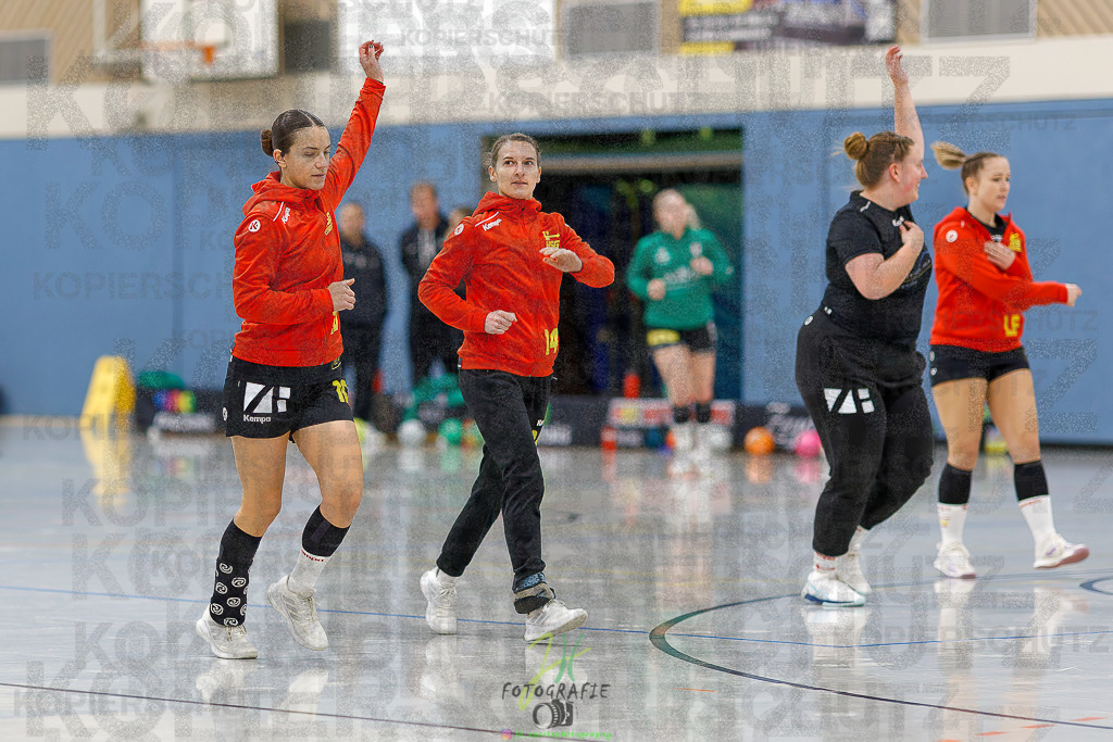 Frauen Regionalliga (HHV); HSG Wettenberg - HSG Twistetal | Frauen Regionalliga (HHV); HSG Wettenberg - HSG Twistetal am 08.11.2025 in Launsbach (Wettenberg) (Halle GS Launsbach (Wettenberg))Photo © 2025 - Jörg Heinrich - Realisiert mit Pictrs.com