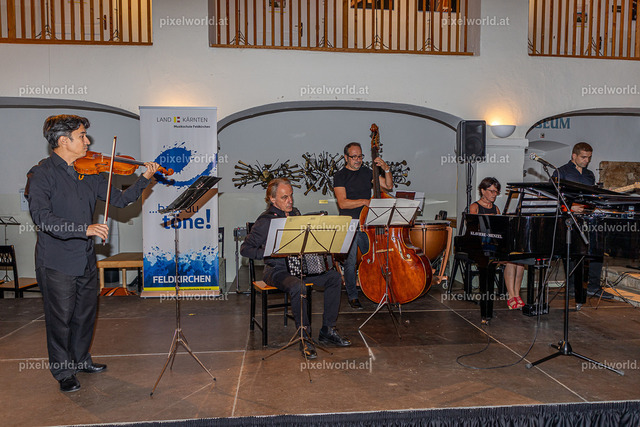 Jubiläumskonzert der Musikschule Feldkirchen | Bildershop von pixelworld.at - Realisiert mit Pictrs.com