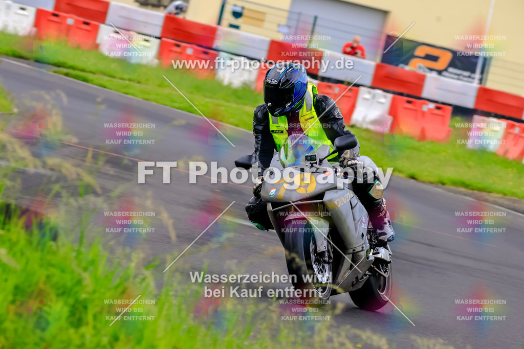 VBK-6854 | Hier findet Ihr Bilder von Touristenfahrten auf der Nürburgring Nordschleife oder von anderen Veranstaltungen die ich besucht habe. Viel Spass beim Durch Schauen 