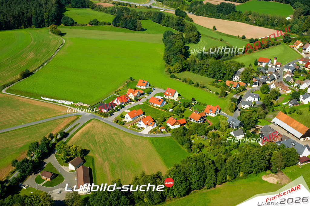 Die Luftaufnahme Hof - Mitwitz wurde vom UL-Flugzeug (keine Drohne) aus fotografiert.Hohe Druck- Auflösung-die Geschenkidee!