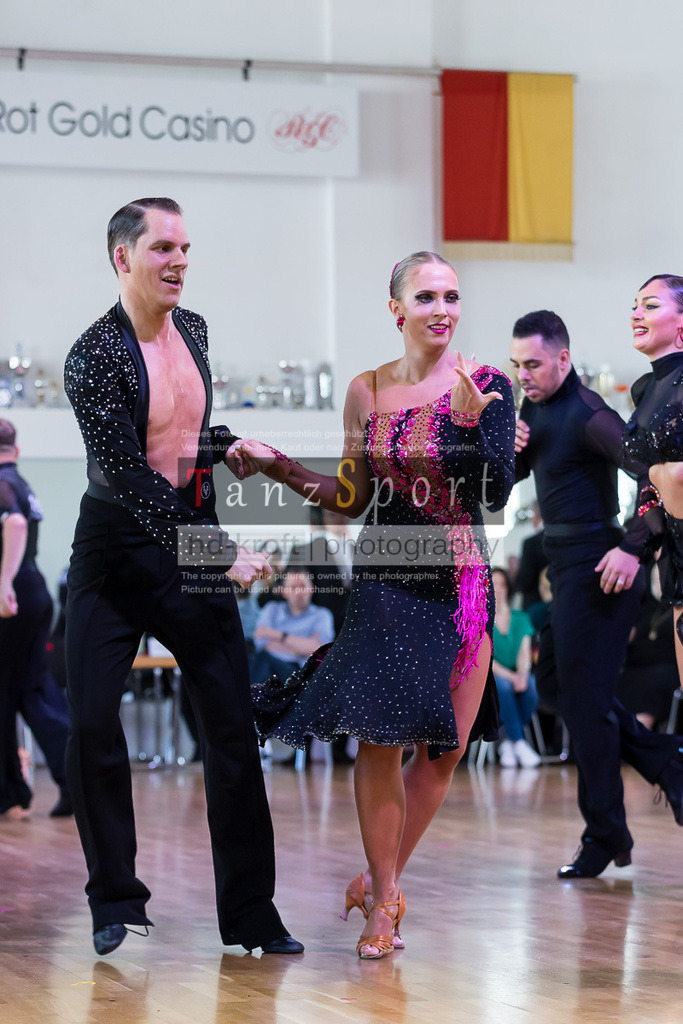 20240616_D-Cup-HGR-Latein_3532 | Tanzsportbilder, Standardtanz, Lateintanz, WDSF, DTV, LTVB, dancecomp, goc, hessen tanzt, blaues band der spree, walzer, tango, wiener walzer, slowfox, quickstepp, samba, rumba, cha-cha-cha, paso doble. jive, hd-kroft photography, turniertanzsport