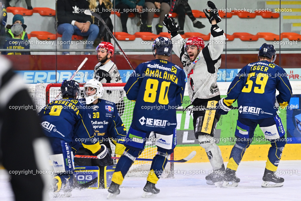 EK Zeller Eisbären vs. HDD Jesenice 1.10.2022 | #30 Zimmermann Max, #80 Hämäläinen Aleksi, #97 Ulamec Luka Jubel, #59 Egger Maximilian