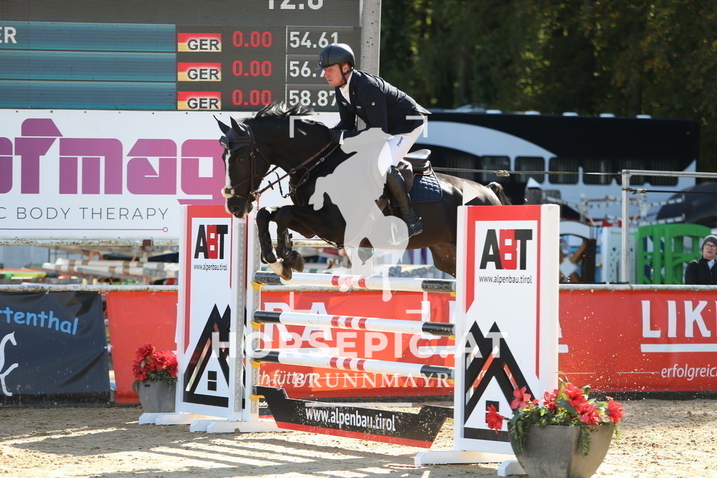 DL2Q4449 | Willkommen bei Brunnmayr - Design & Fotografie – Ihrem Spezialisten für Reitturniere und Pferdeveranstaltungen in Oberösterreich, Salzburg und Bayern! Seit über 17 Jahren sind wir leidenschaftlich dabei.