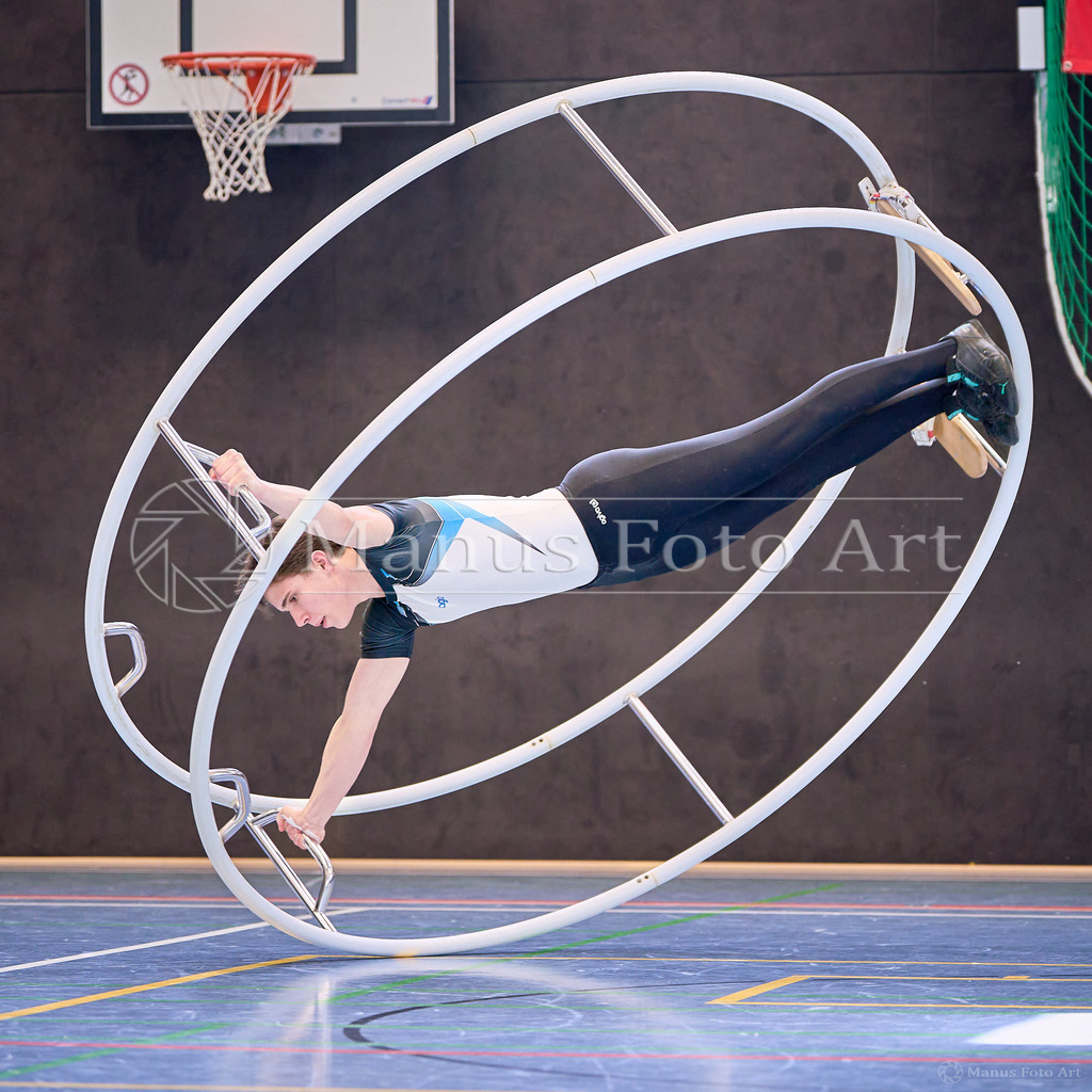 C-DSC01962 | Professionelle Sportfotografie in Hamburg, Schleswig-Holstein und Niedersachsen – spezialisiert auf Rhönrad, Geräteturnen, Leistungsturnen und rhythmische Sportgymnastik. Bundesweite Begleitung von Rhönrad-Events. Jetzt Sport-Fotos - Realisiert mit Pictrs.com
