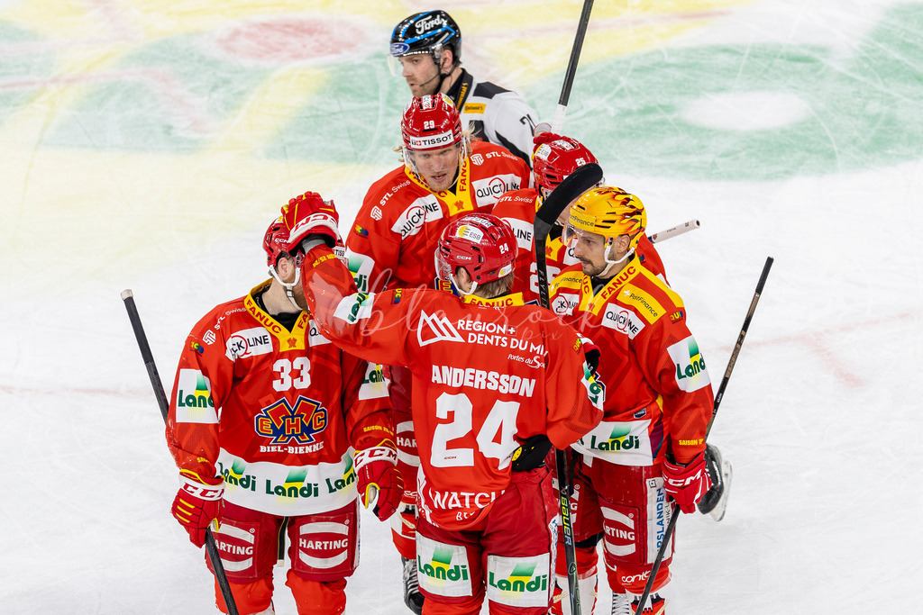 EHCB vs SCB 20260312_wb-4053 | Sportbilder, Sportfotograf, Hochzeits- und Eventfotografin, Flugshows, Portraits und Tiershooting, Aviation, Downhill, Nationalleague, Swissleague, International