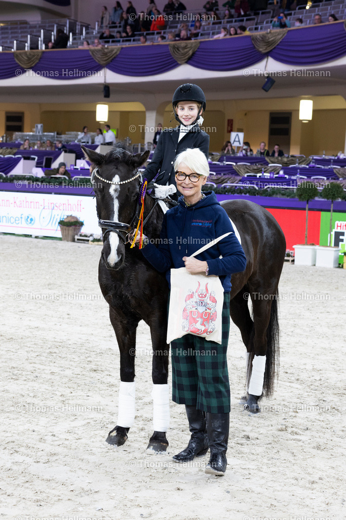 TH_Reiterwettbewerb-Linsenhoff Förderpreis_2531 | Reiterwettbewerb-Linsenhoff Förderpreis beim Festhallen Reitturnier Frankfurt 2022 am 15.12.22 in Franlkfurt, Festhalle