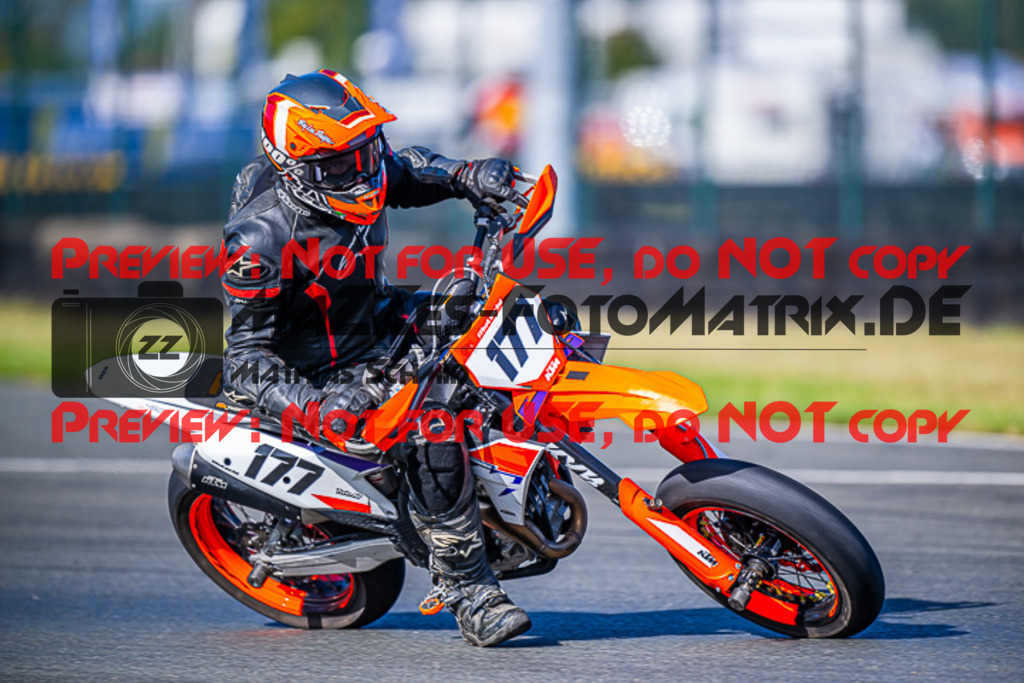 MaZZes_FotoMatrix_230930_3866 | S4