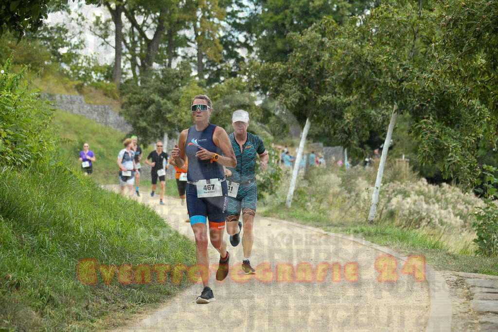 250824_1351_EX1_3971 | Sportfotografie im Rhein-Sieg Kreis, Köln, Bonn, NRW, Rheinland Pfalz, Hessen, etc. Unser Tätigkeitsfeld umfasst den Laufsport vom Volkslauf über den Marathon, Duathlon, Triathon bis zum Ultralauf wie Kölnpfad Ultra oder Schindertrail.
